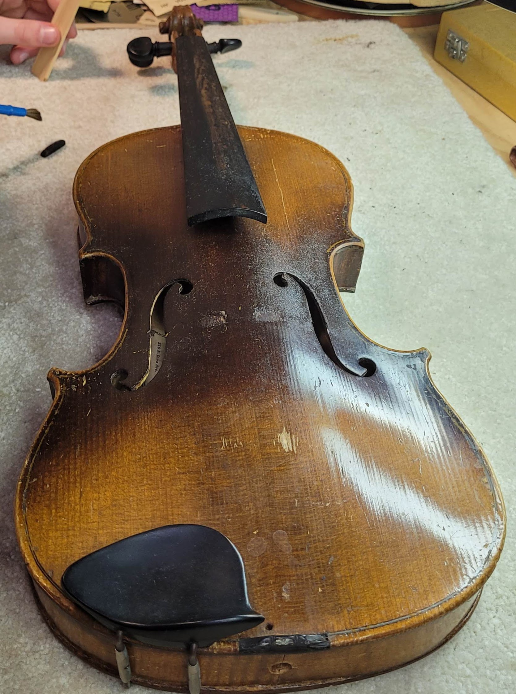 The Ellis Newton violin before restoration.